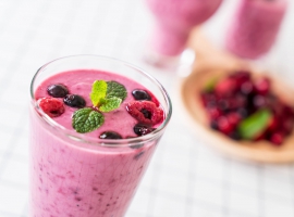 【レシピ&イベントレポ】ミネラルスムージーと血液サラサラヨガで内側から美しく